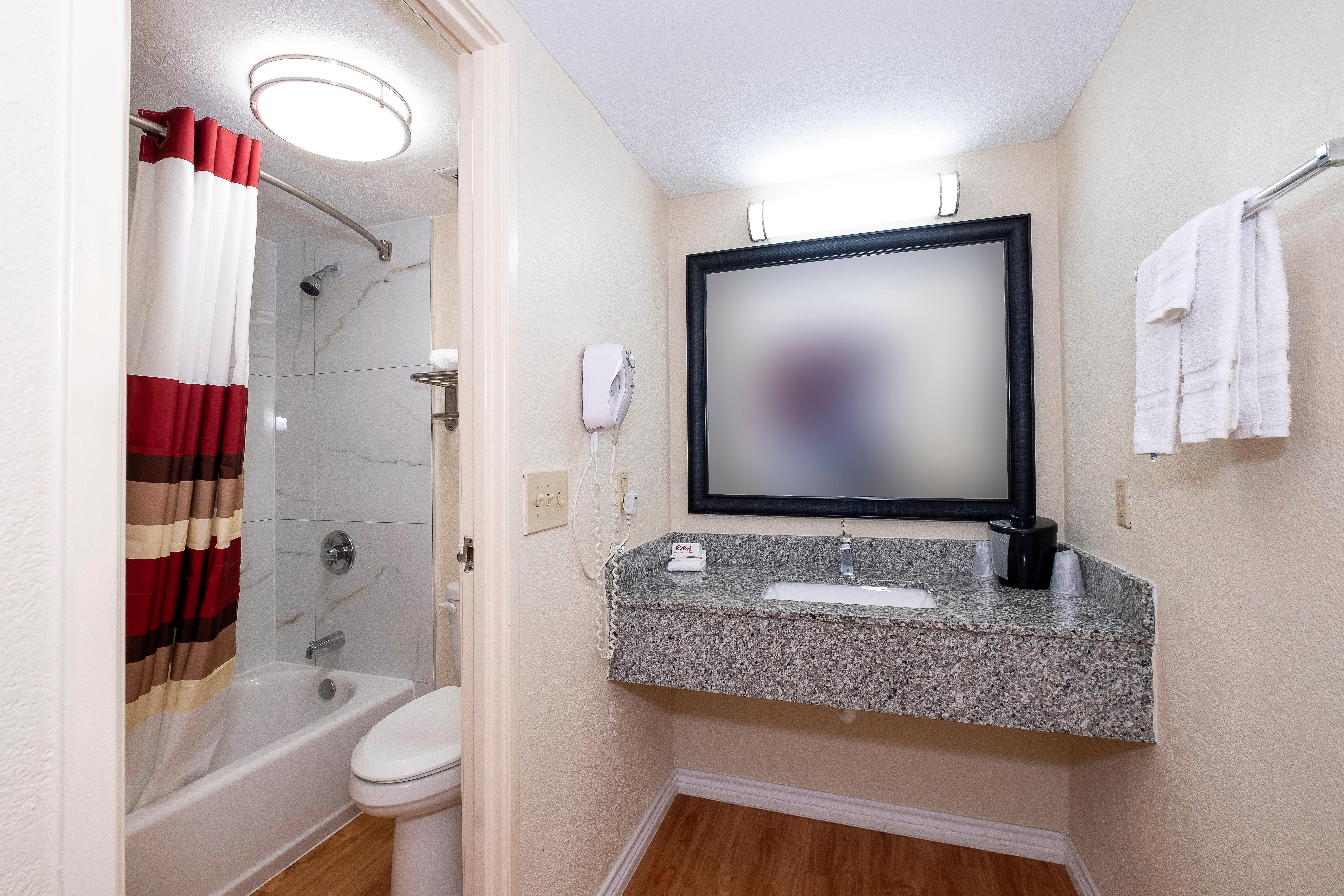 Red Roof Inn Houston North - Fm1960 & I-45 Вестфілд Екстер'єр фото