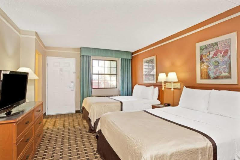 Red Roof Inn Houston North - Fm1960 & I-45 Вестфілд Екстер'єр фото